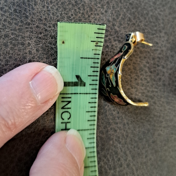 Stunning Vtg Cloisonné Enameled EARRINGS Butterflies Floral On Black Leaf Shape - Picture 6 of 7